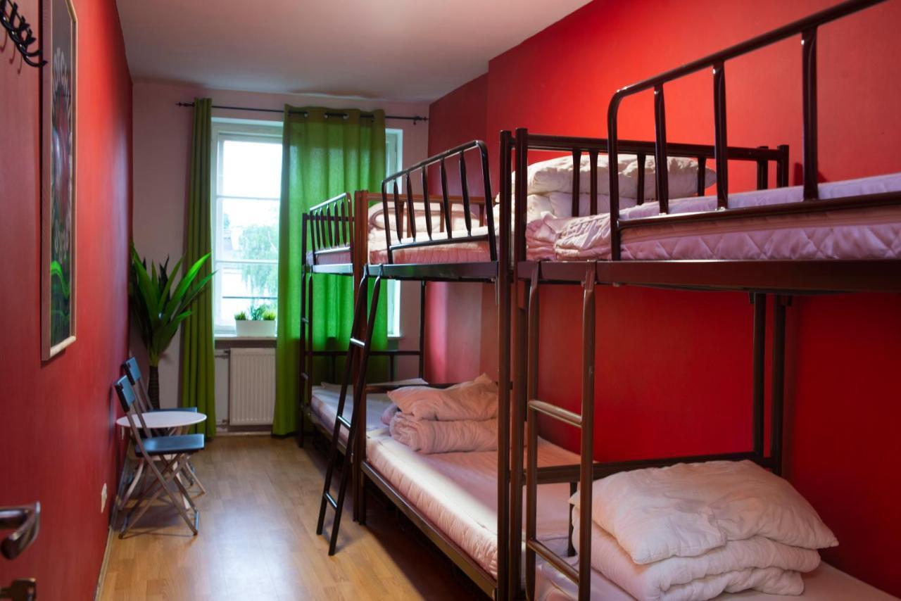 Let'S Rock Party Hostel! Age Limit From 18 Until 40! Krakow Ngoại thất bức ảnh