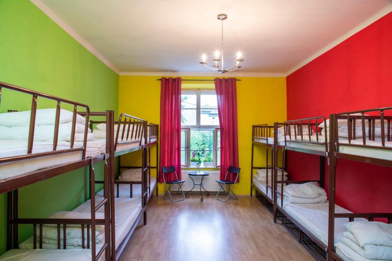 Let'S Rock Party Hostel! Age Limit From 18 Until 40! Krakow Ngoại thất bức ảnh