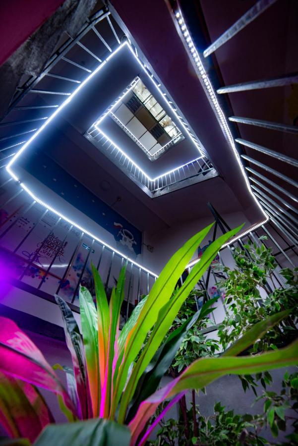 Let'S Rock Party Hostel! Age Limit From 18 Until 40! Krakow Ngoại thất bức ảnh