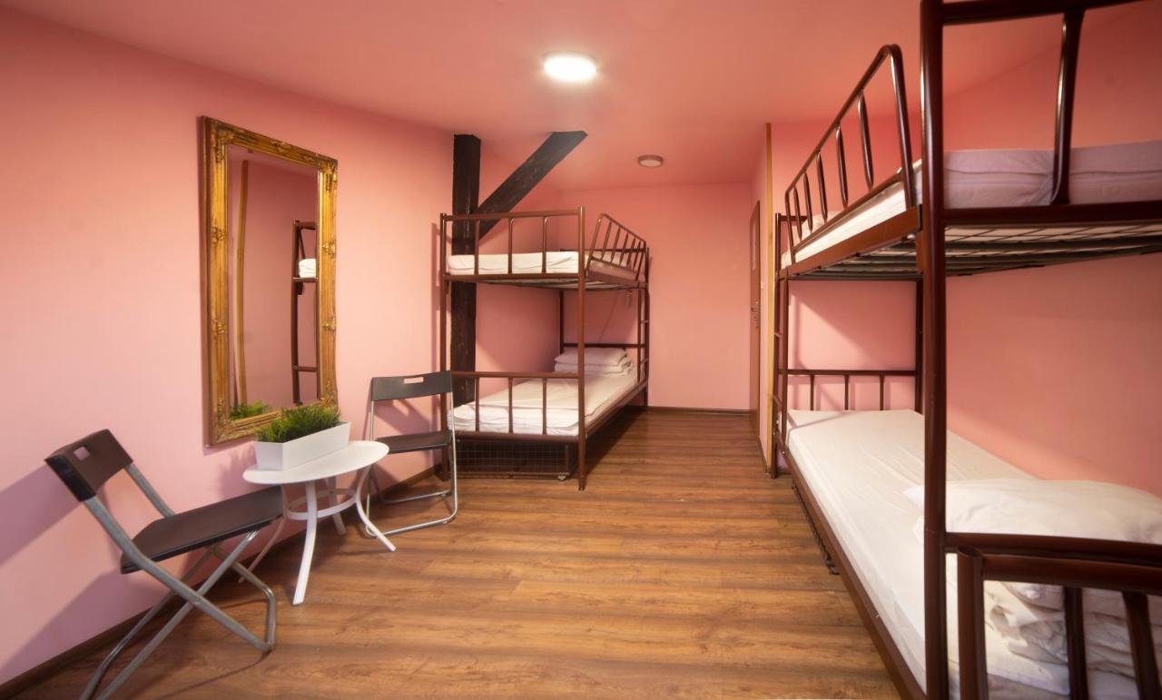 Let'S Rock Party Hostel! Age Limit From 18 Until 40! Krakow Ngoại thất bức ảnh